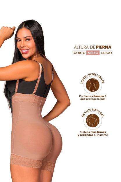 '- Faja Ultrainvisible SMI7151 strapless con cierre frontal y soporte lateral
- Vista posterior de la faja SMI7151 con realce natural de glúteos
- Detalle de cierre perineal y tanga Ultrainvisible incluida SMI7151