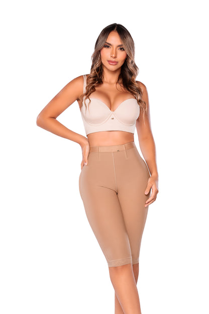 - Panty largo SMI04002 lifting extra natural
- Vista trasera panty invisible glúteos definidos
- Detalle panty largo encaje siliconado muslos