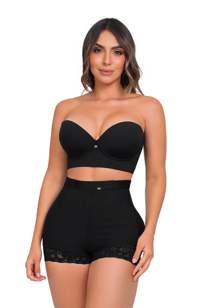 - Panty cachetero SMI04027 con realce natural y encaje
- Vista posterior del panty Ultrainvisible SMI04027 
- Detalle de cintura con ajuste y tanga gratis incluida SMI04027