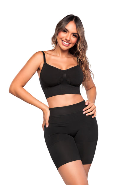 - Short moldeador invisible SMI04052 con cintura alta
- Diseño Seamfree con compresión media en abdomen
- Efecto lifting natural en la parte posterior